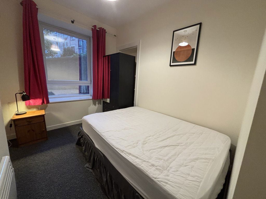 Flat Baldovan Terrace in Dundee
