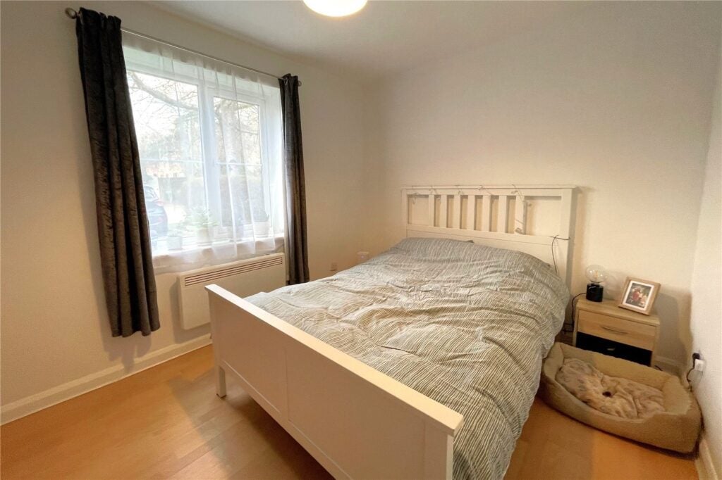 Flat Habershon Drive in Surrey Heath