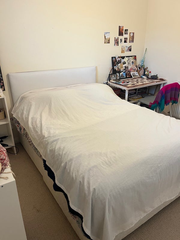 Room Possil Road in Glasgow