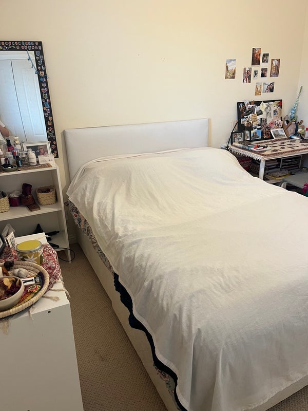 Room Possil Road in Glasgow