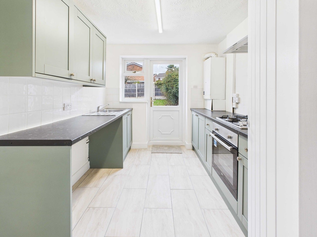 Flat Pommel Close in Walsall