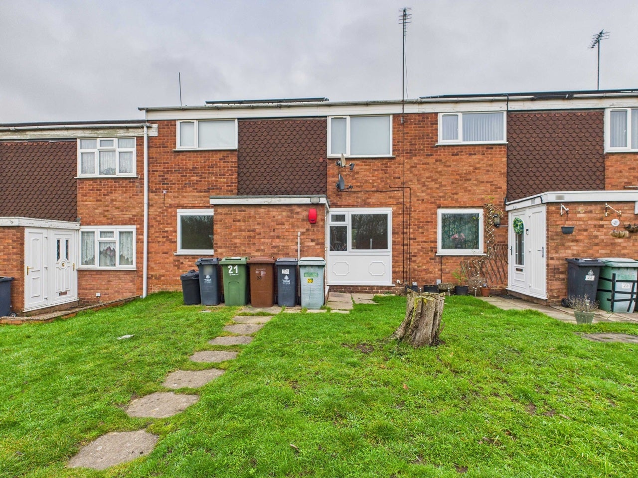 Flat Pommel Close in Walsall