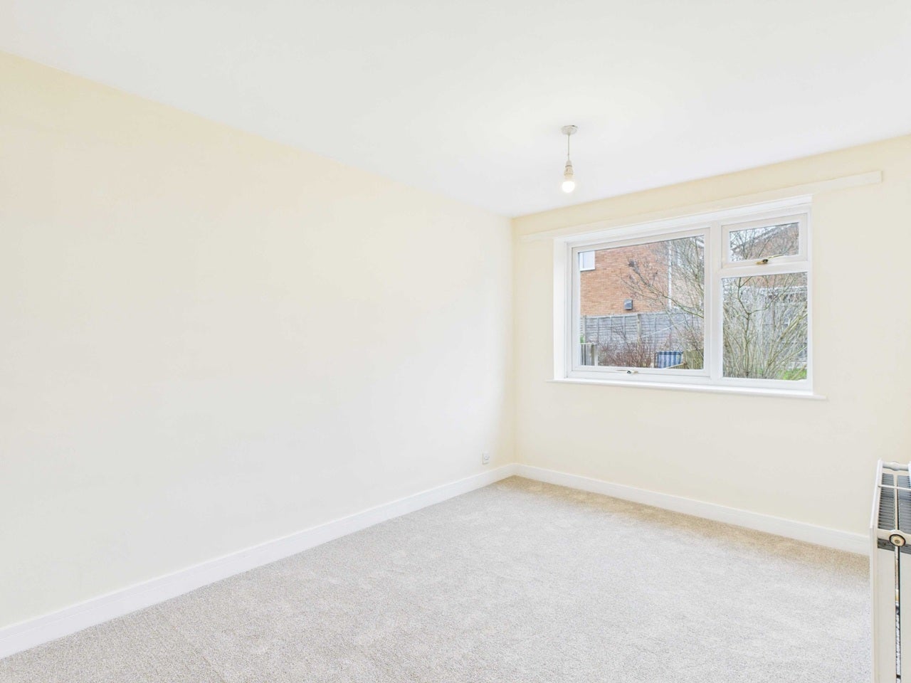 Flat Pommel Close in Walsall