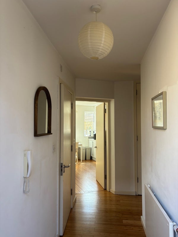 Flat Talma Road in Greater London