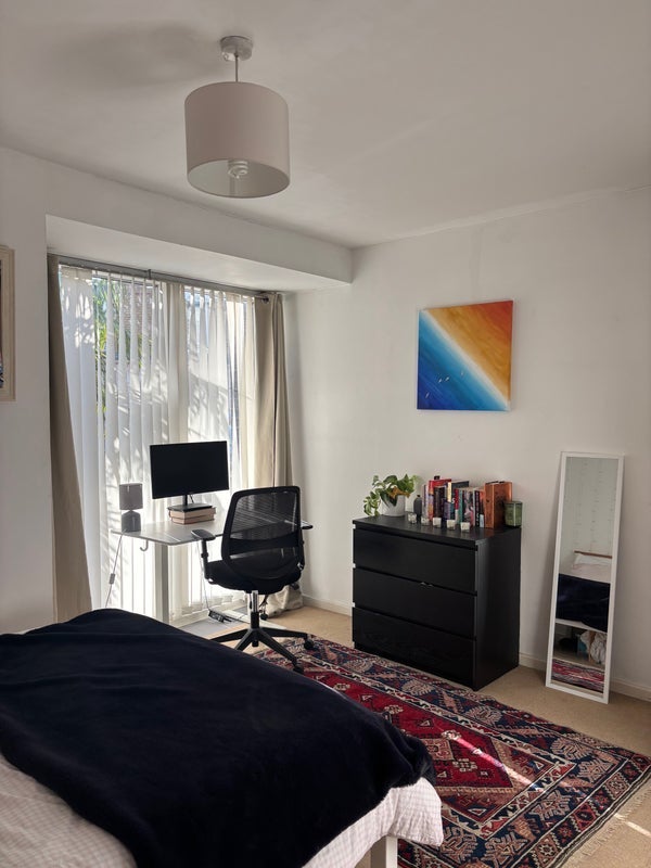 Flat Talma Road in Greater London