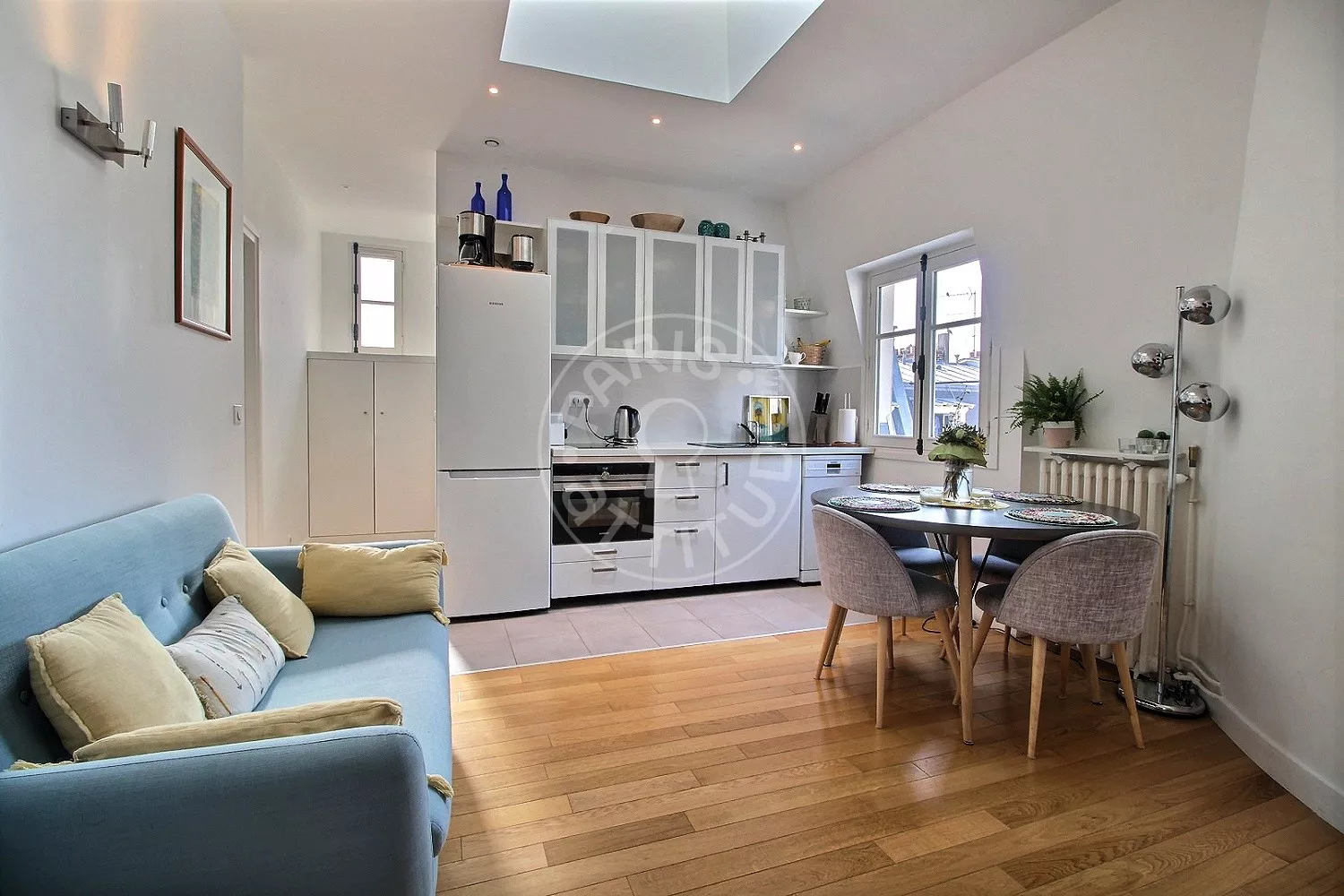 Flat Rue Davioud in Paris