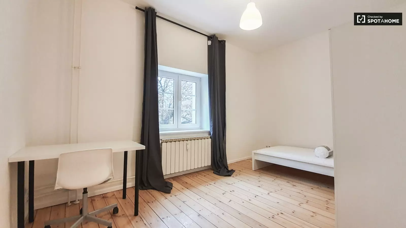 Wohnung Aronsstraße in Berlin