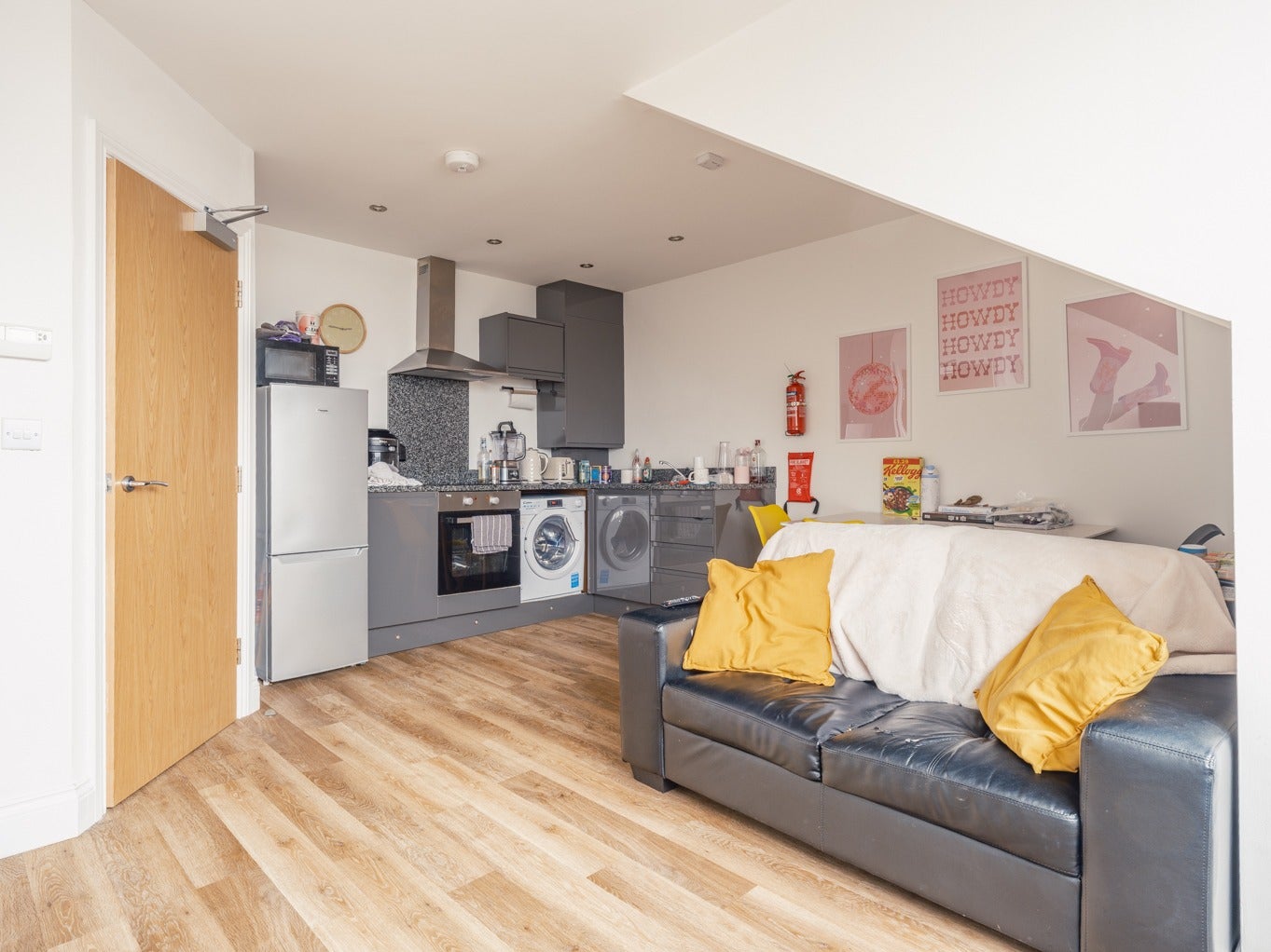 Flat Osborne Terrace in Newcastle upon Tyne
