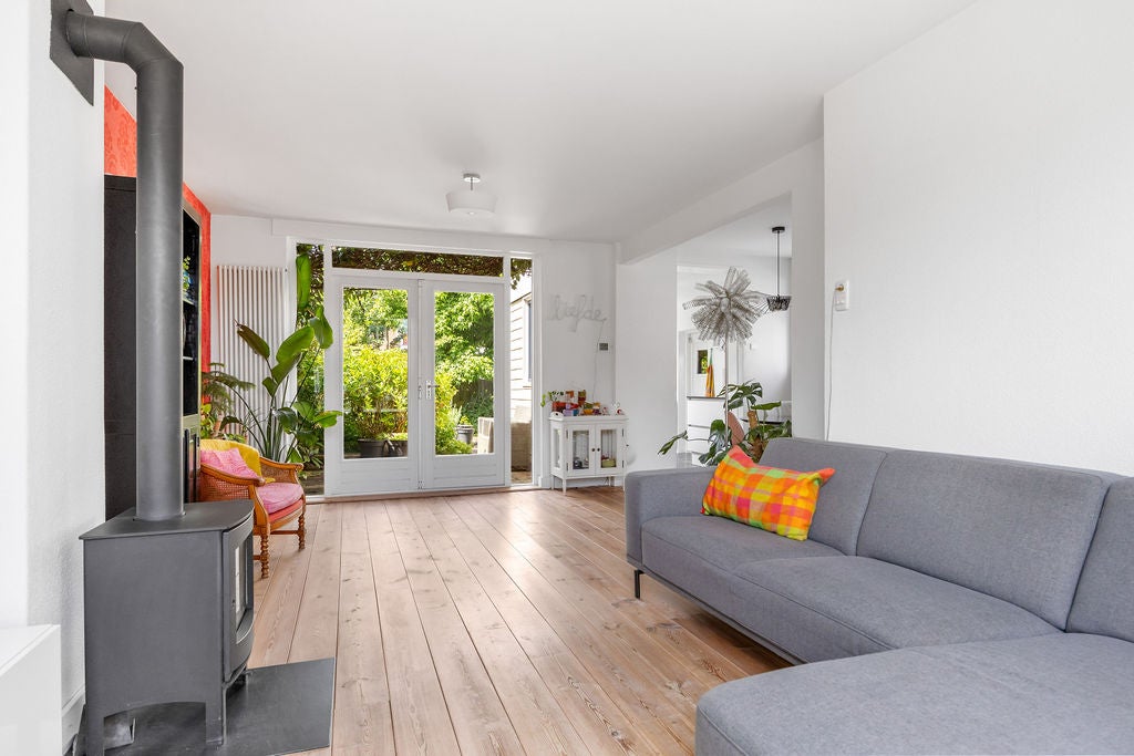 Hoekwoning te koop: Dr. Kuyperlaan 17, Sneek