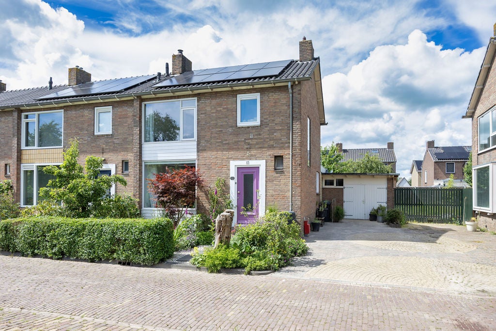 Huis Dr. Kuyperlaan 17 in Sneek