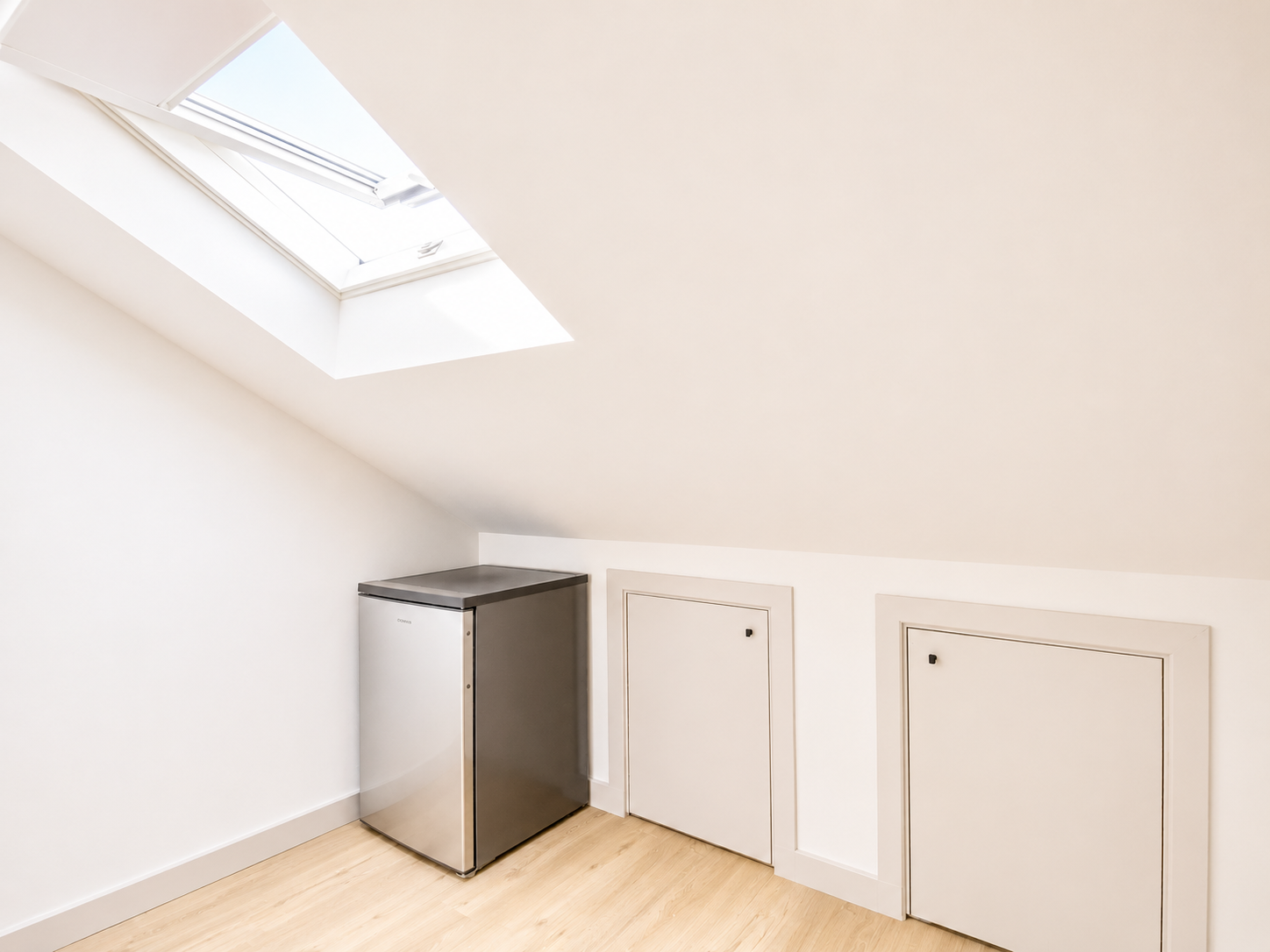 Flat Buxton Street in Greater London