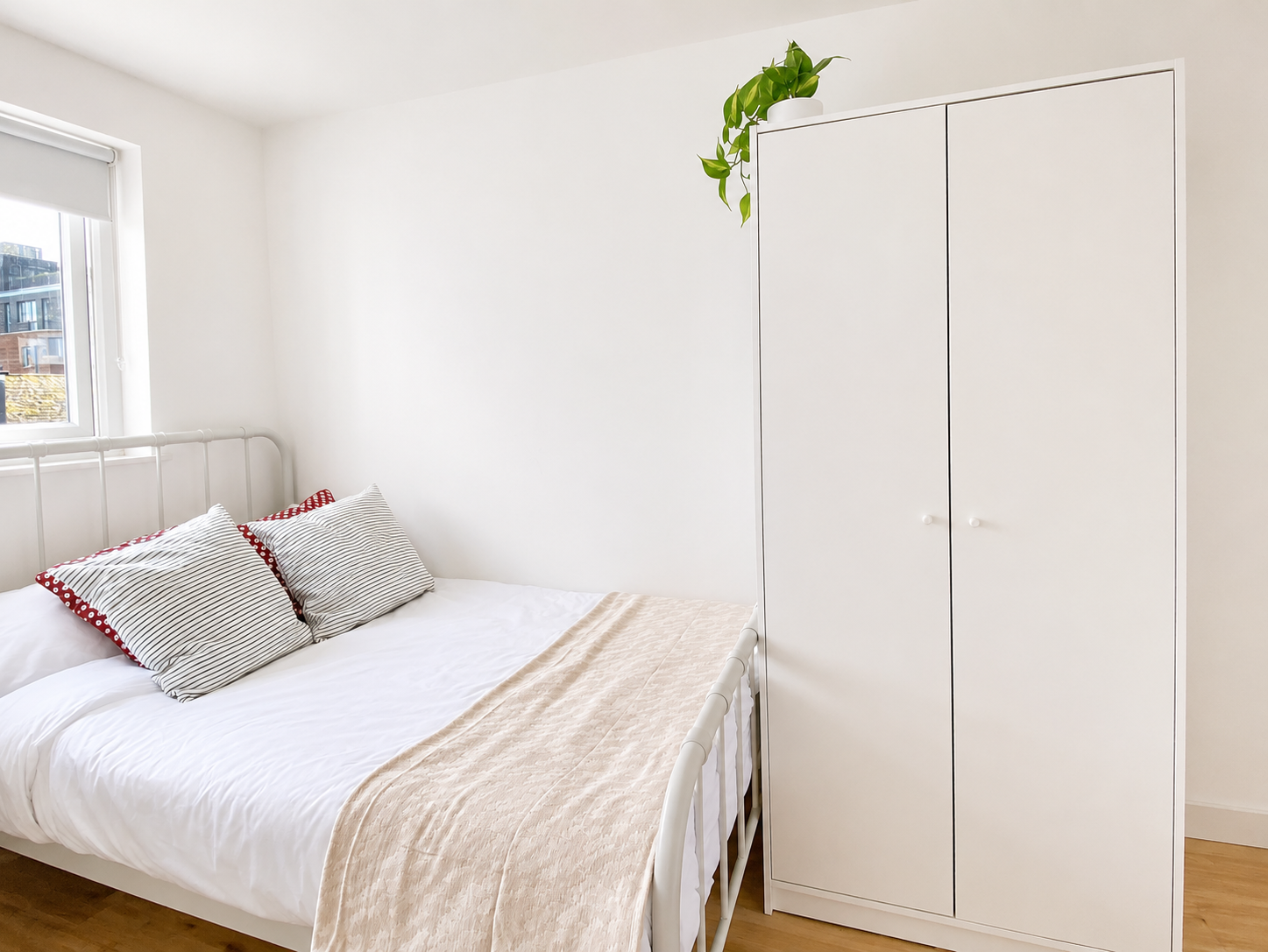 Flat Buxton Street in Greater London