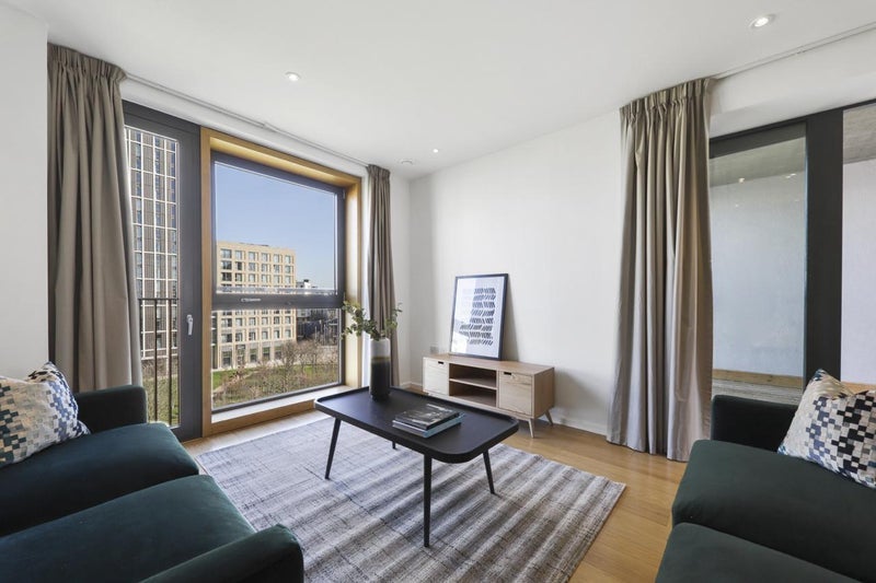 Flat Medals Way in Greater London