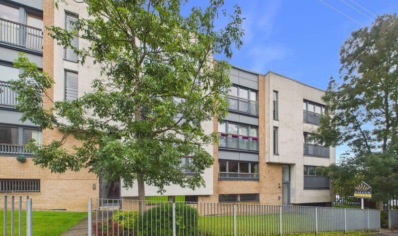 Flat Great Dovehill in Glasgow