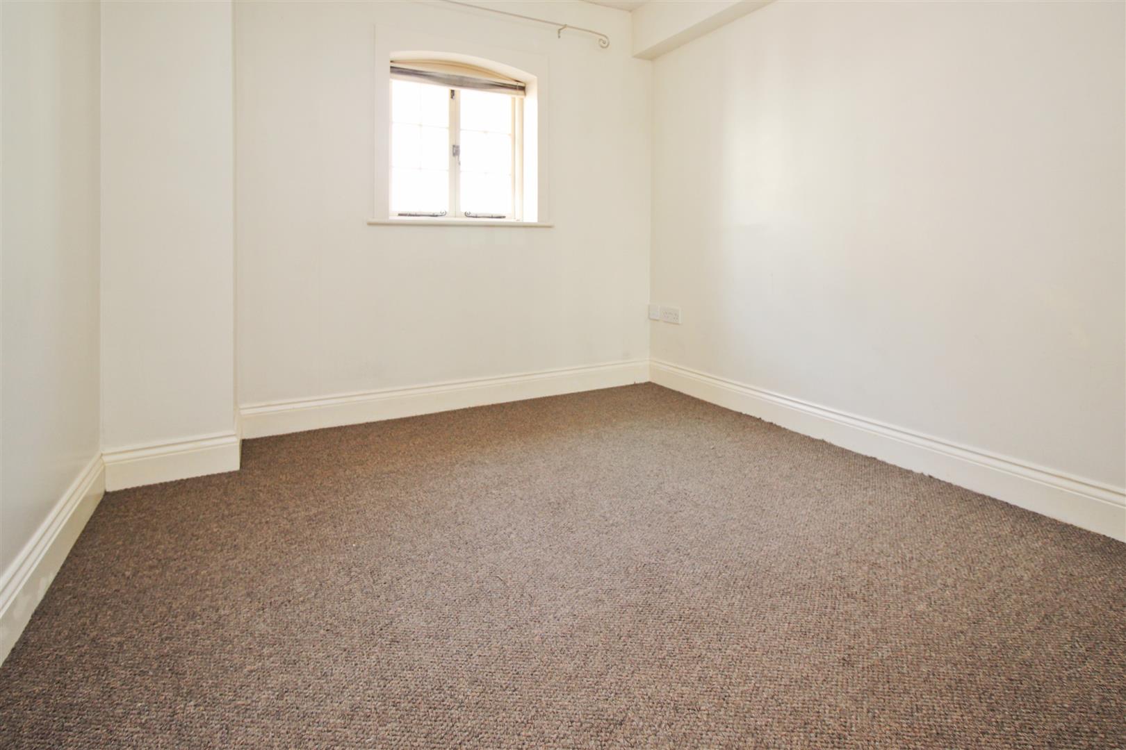 Flat Roper Road in Canterbury
