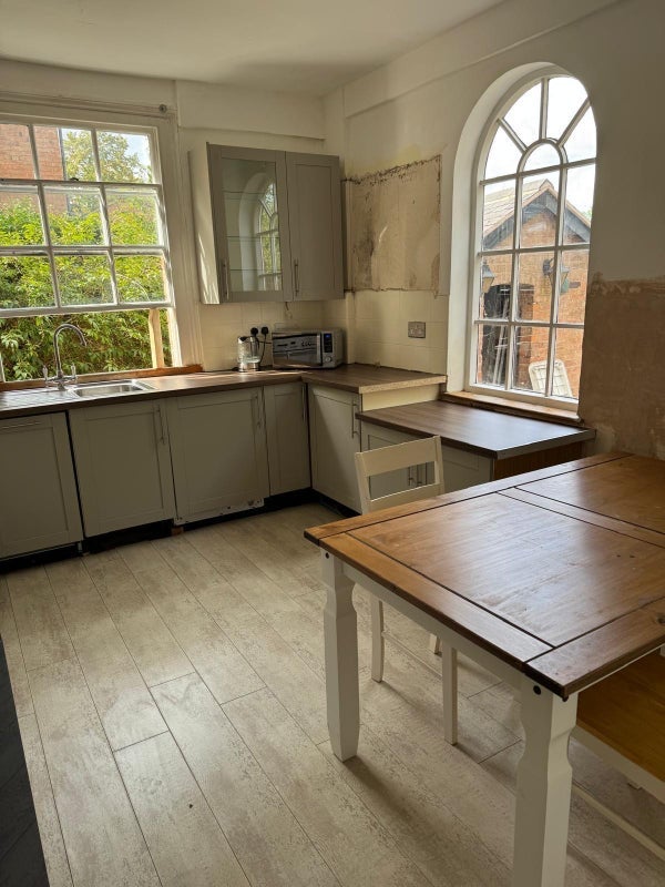 Room Avenue Road in Royal Leamington Spa