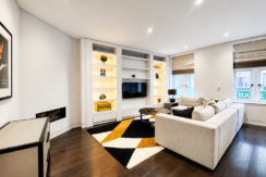 Flat Duke Street in City of Westminster