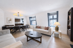 Flat Duke Street in City of Westminster