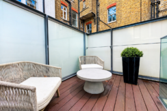 Flat Duke Street in City of Westminster