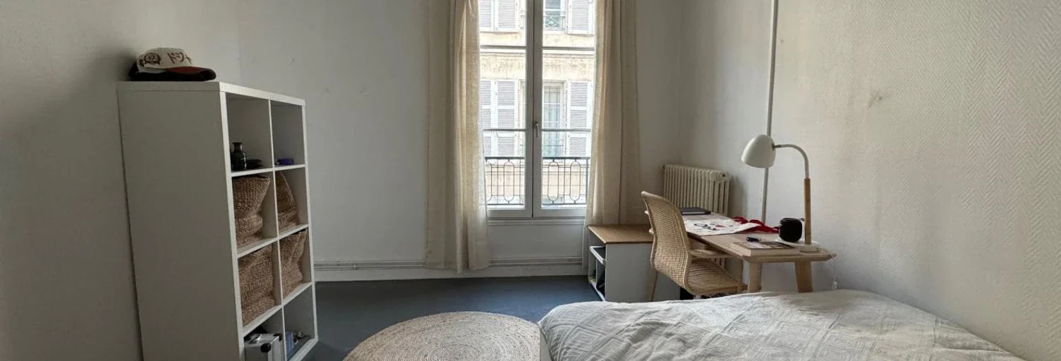 Flat Rue Gaston Hulin in Poitiers
