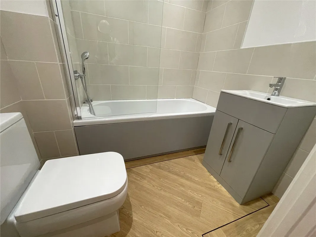 Flat Wimborne Road in Poole