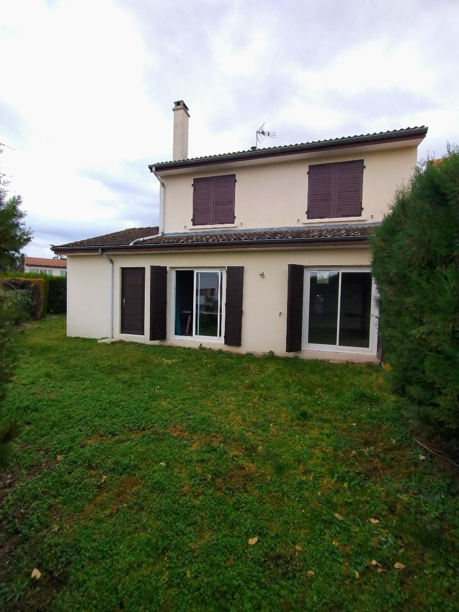 House Hameau de Cerizieux in Saint-Just-Saint-Rambert