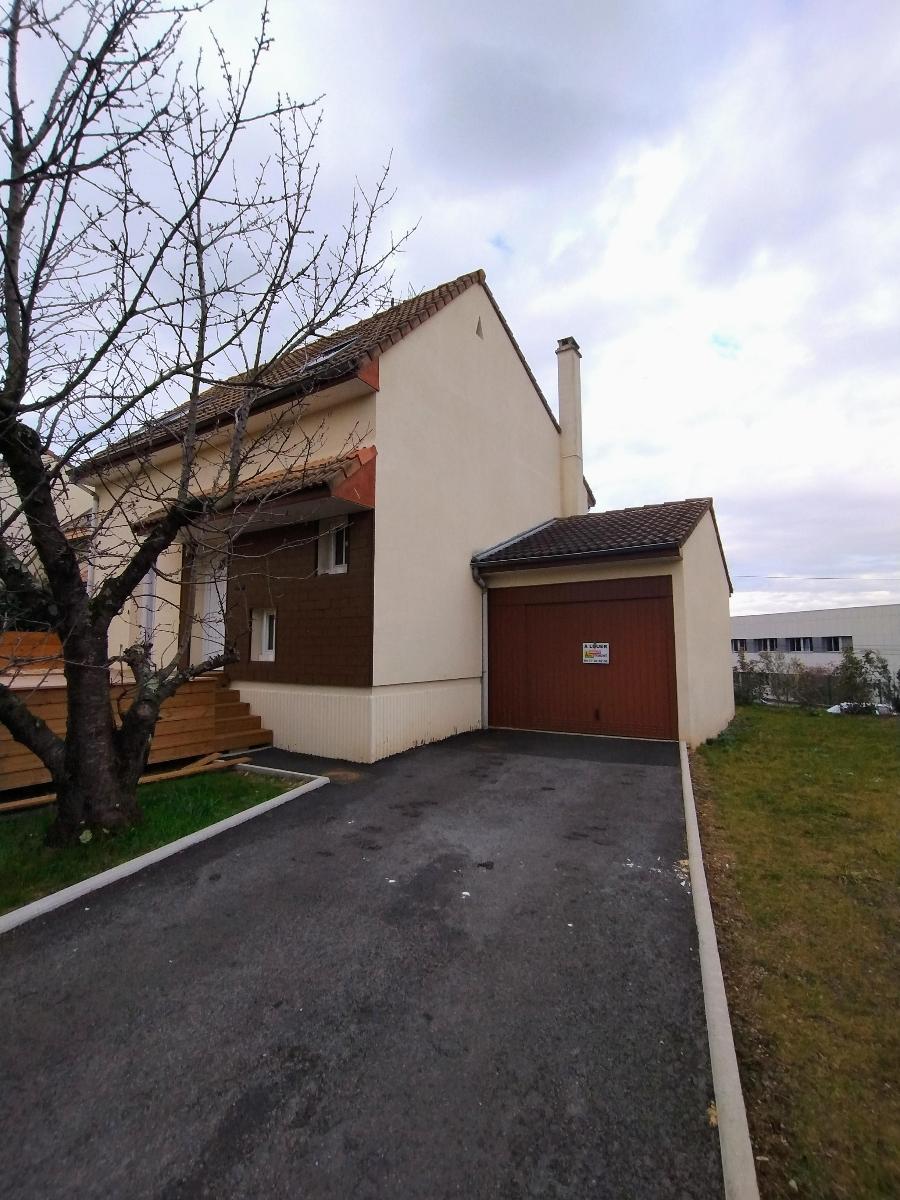 House Hameau de Cerizieux in Saint-Just-Saint-Rambert