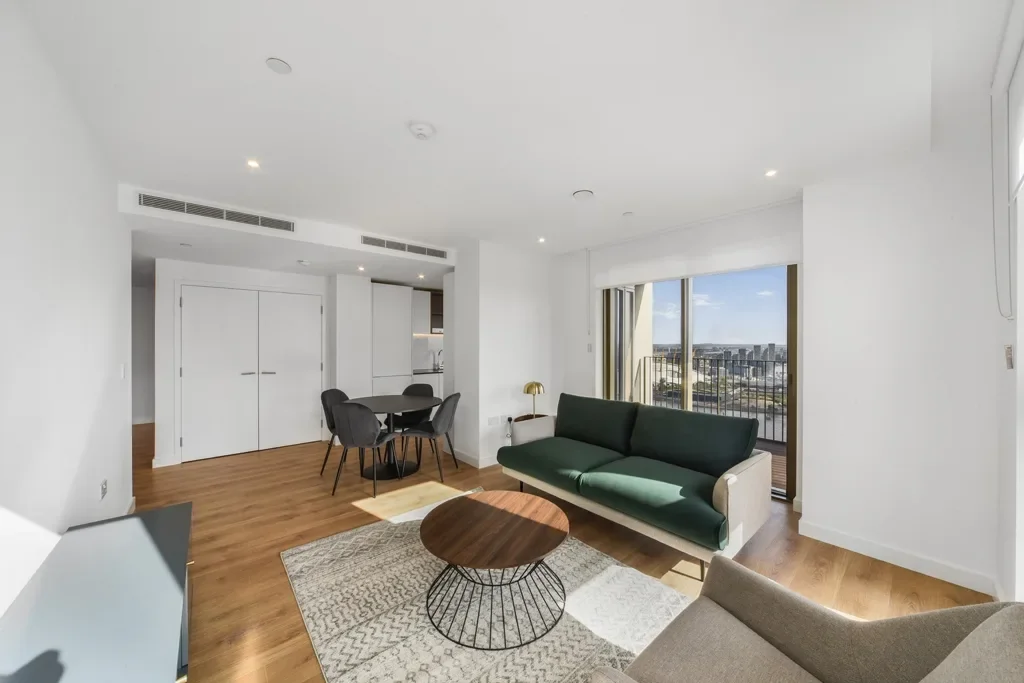 Flat Charter Street in Greater London