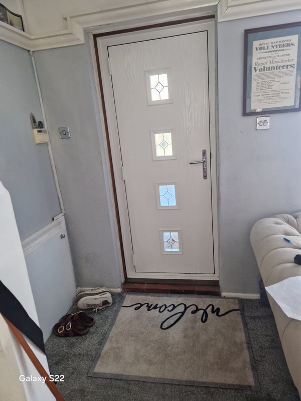 Room Hoppet Lane in Tameside