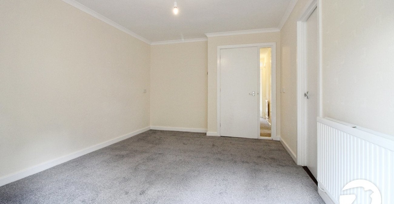 Flat Adamsrill Road in Greater London
