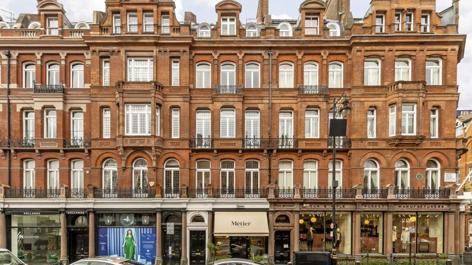 Flat South Audley Street in City of Westminster