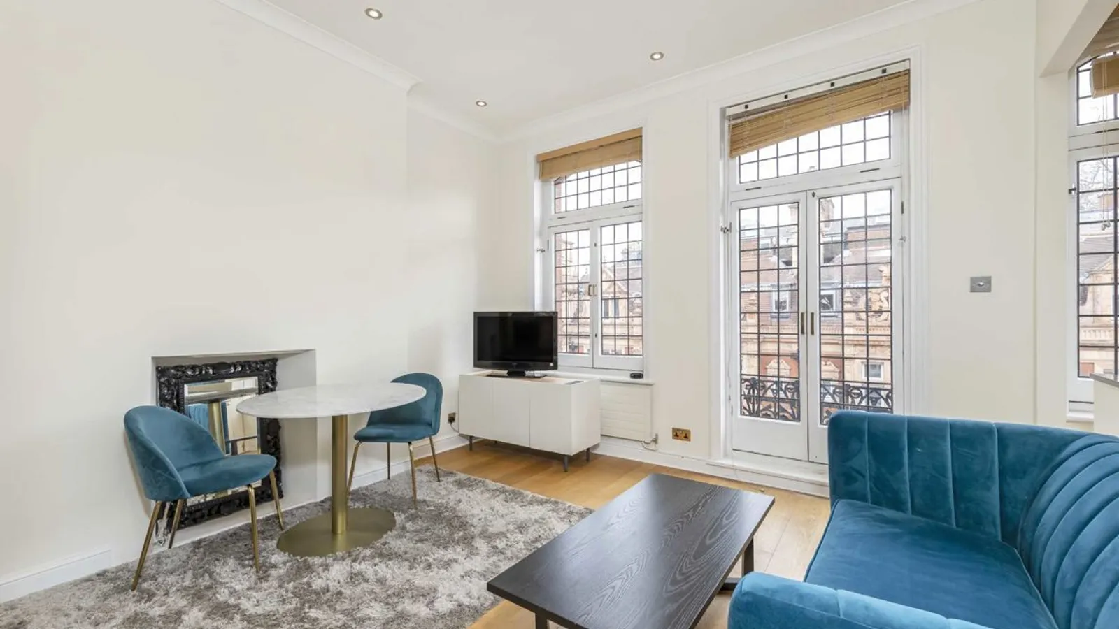 Flat South Audley Street in City of Westminster