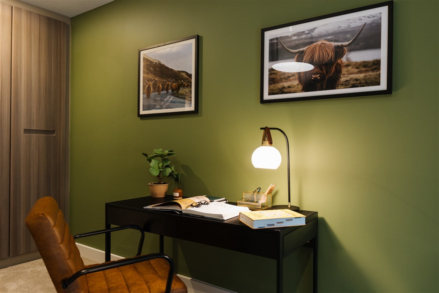 Flat McEwan Square in City of Edinburgh