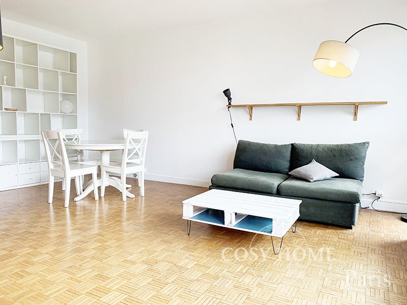 Appartement Boulevard Garibaldi à Paris