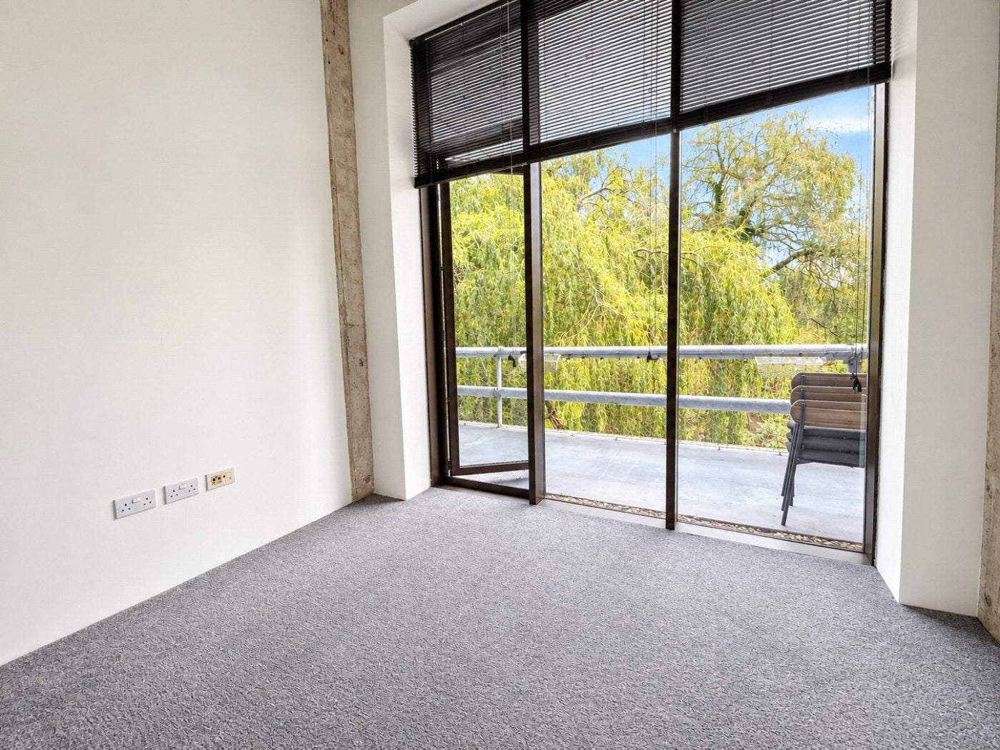 Flat Wills Way in Bristol