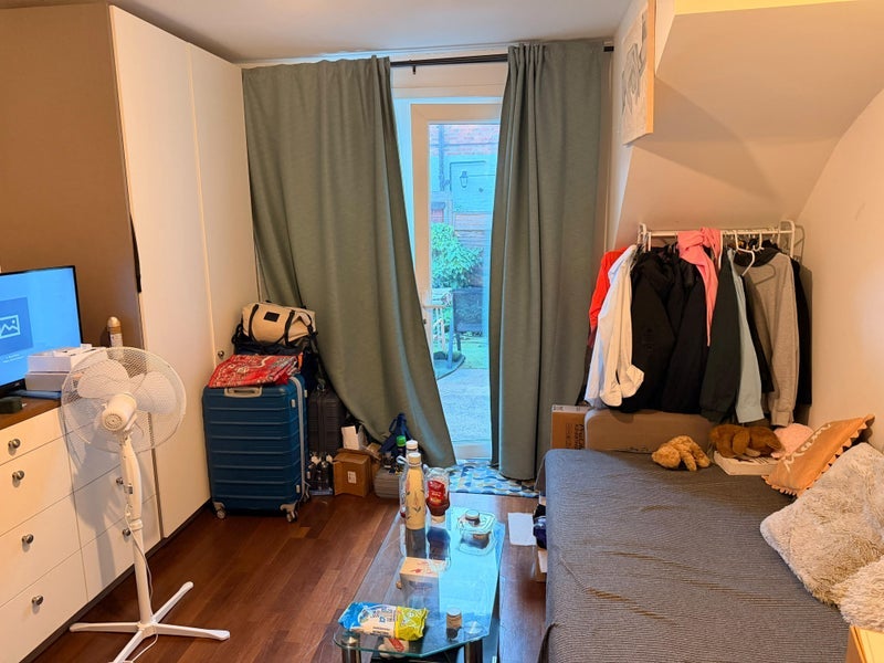 Room Ormiston Grove in Greater London