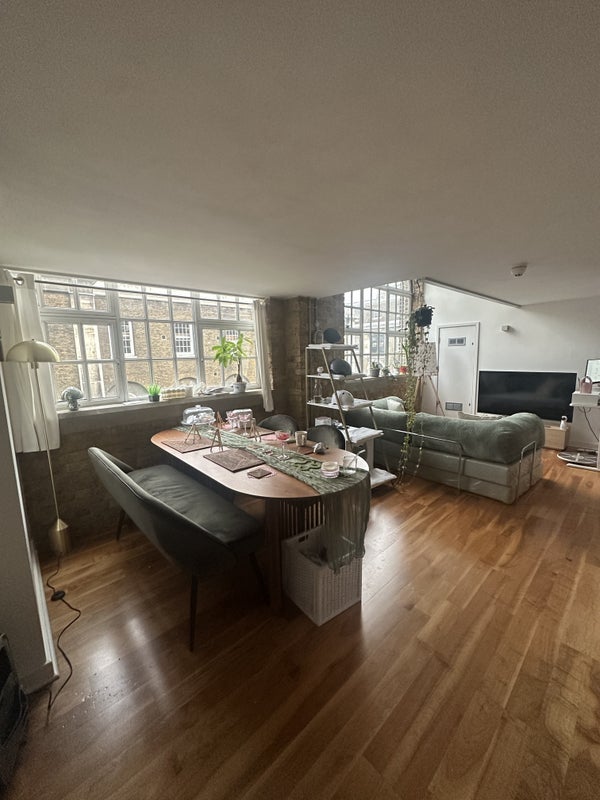 Flat Marlborough Road in Greater London
