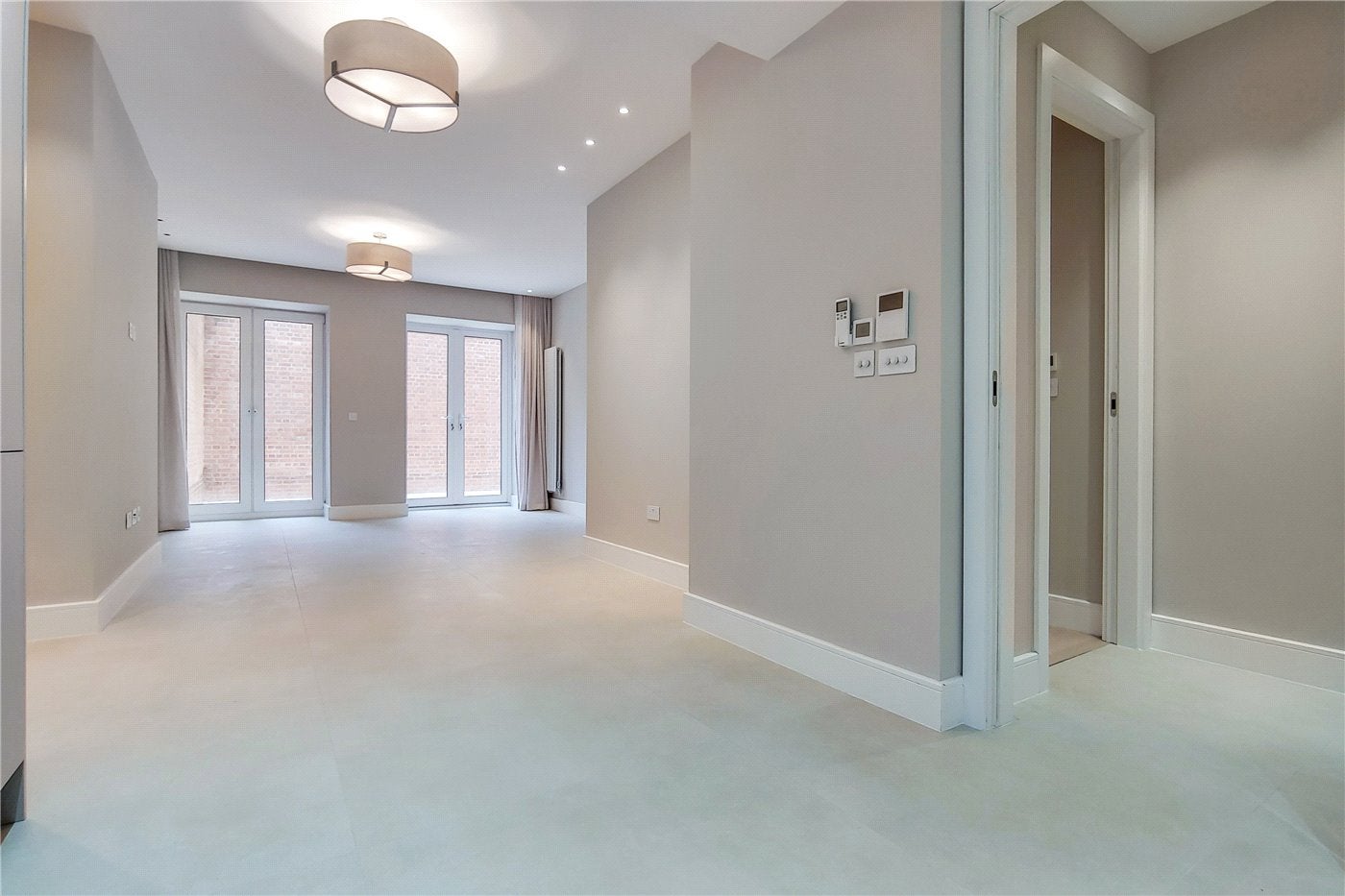 Flat Fitzjohn's Avenue in Greater London