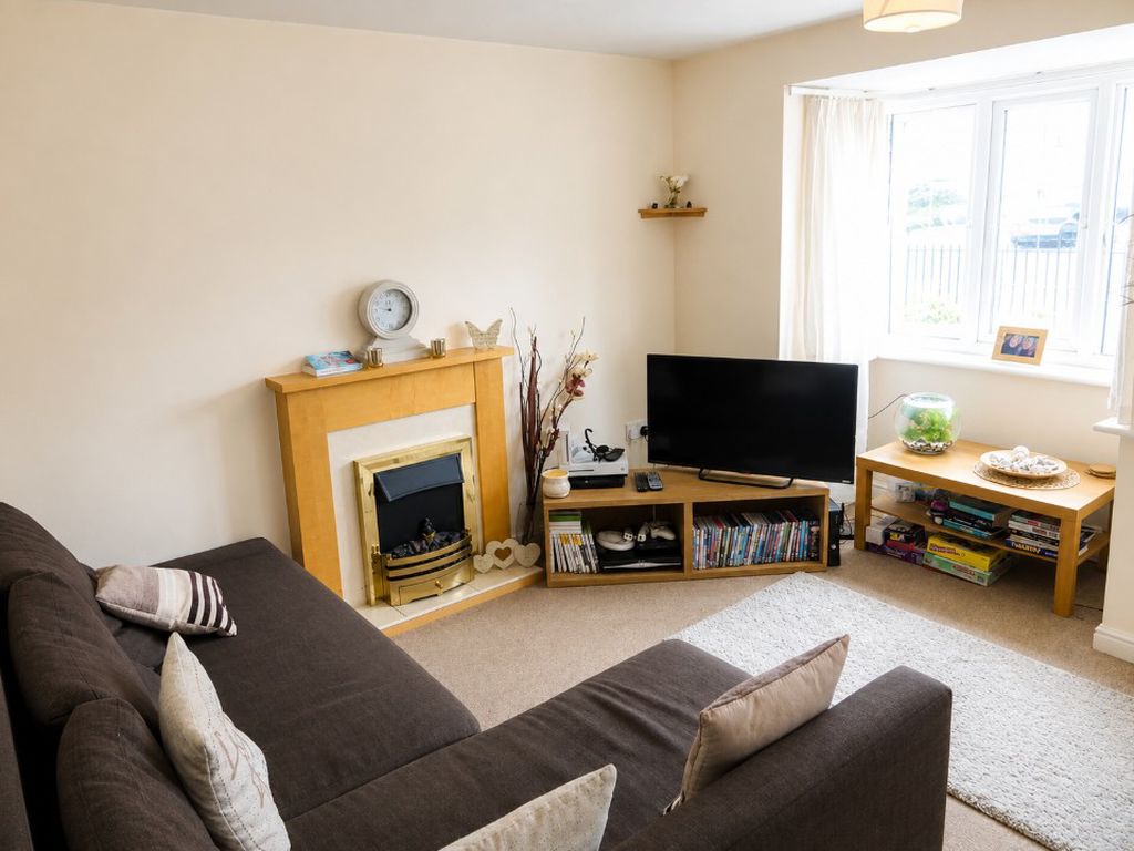 Flat Chadwick Way in Southampton