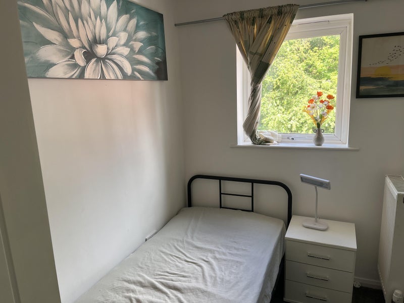 Room Coachwell Close in Telford