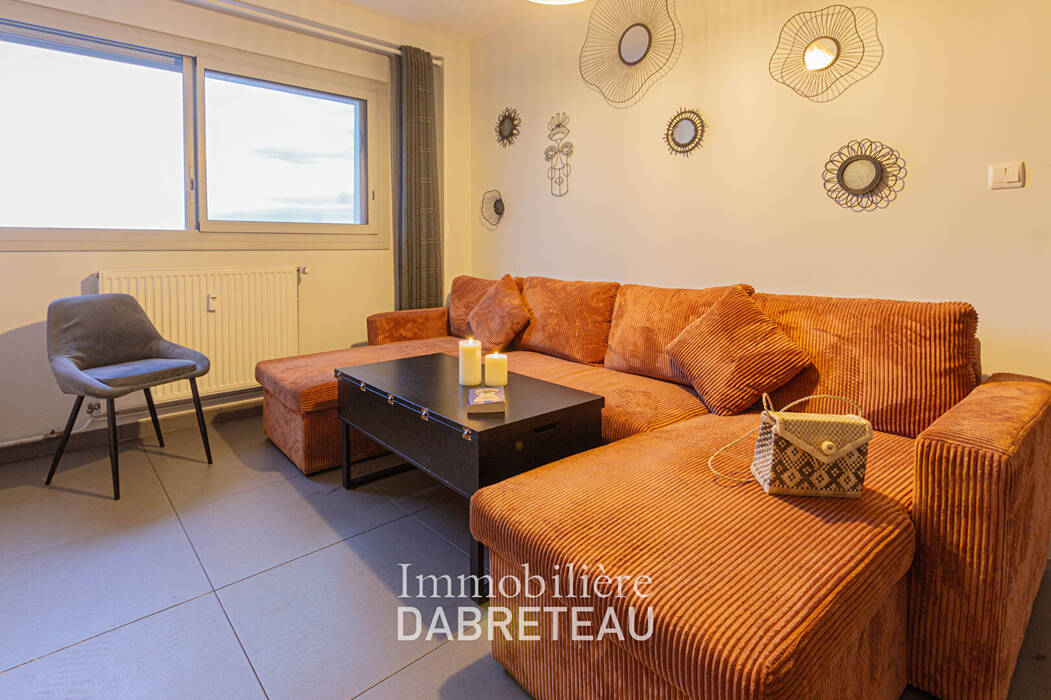 Appartement Rue Georges Lyvet à Vénissieux