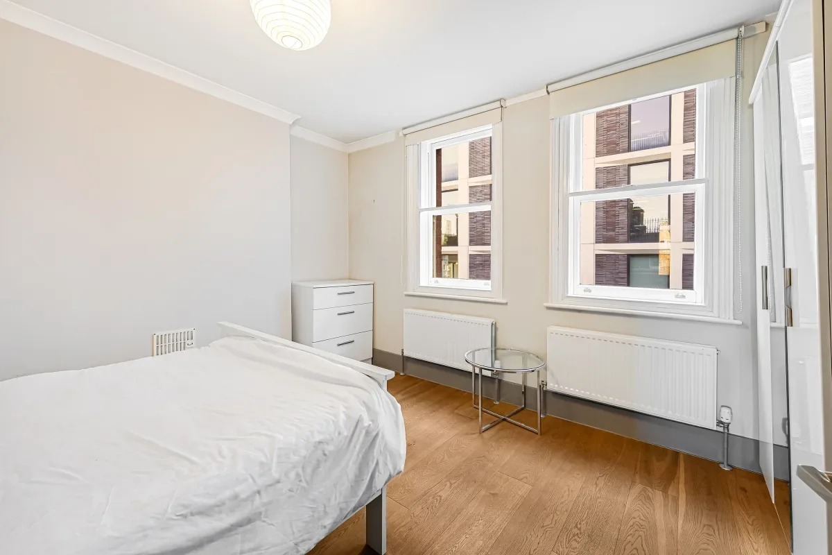 Flat Rathbone Street in City of Westminster