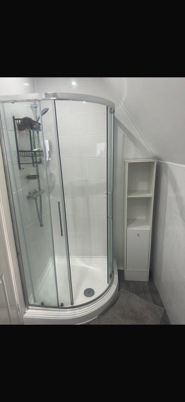 Room Outram Road in Greater London