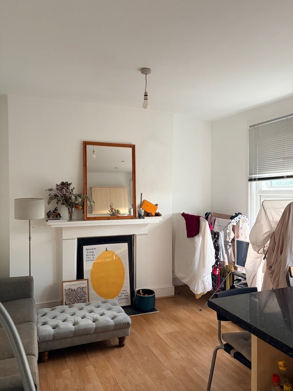 Room Kingsdown Road in Greater London