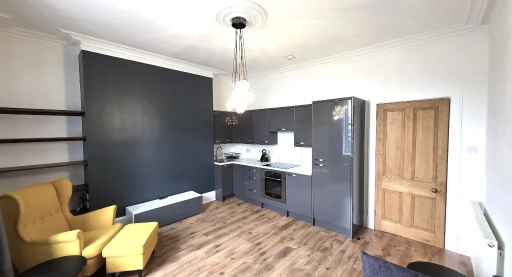 Flat Holburn Street in Aberdeen City