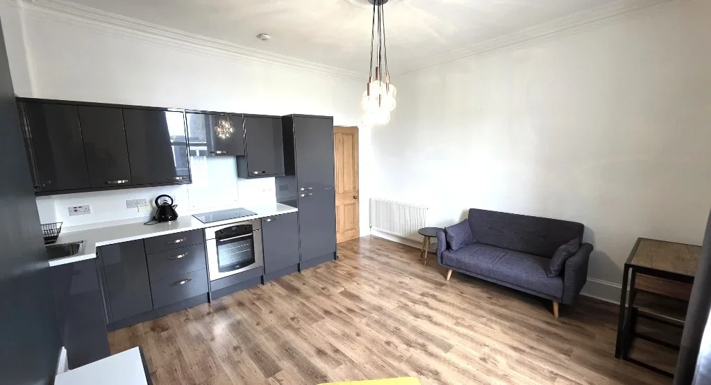 Flat Holburn Street in Aberdeen City
