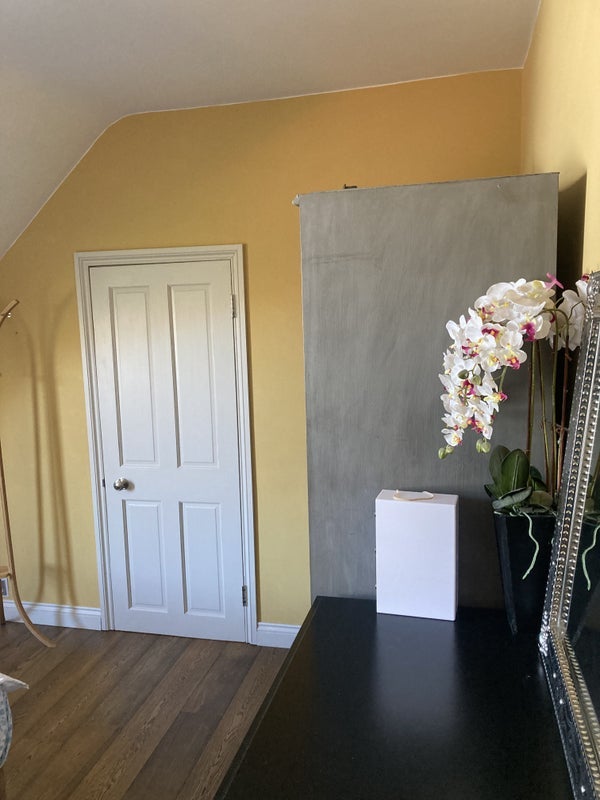 Room Lyndhurst Gardens in Greater London