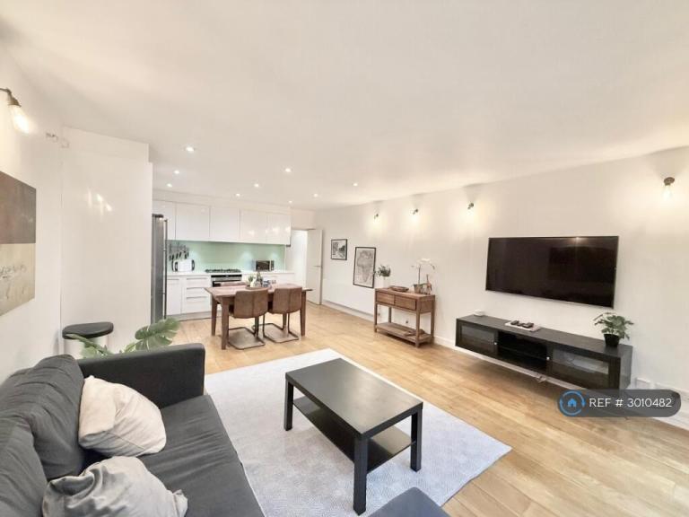 Flat Willesden Lane in Greater London