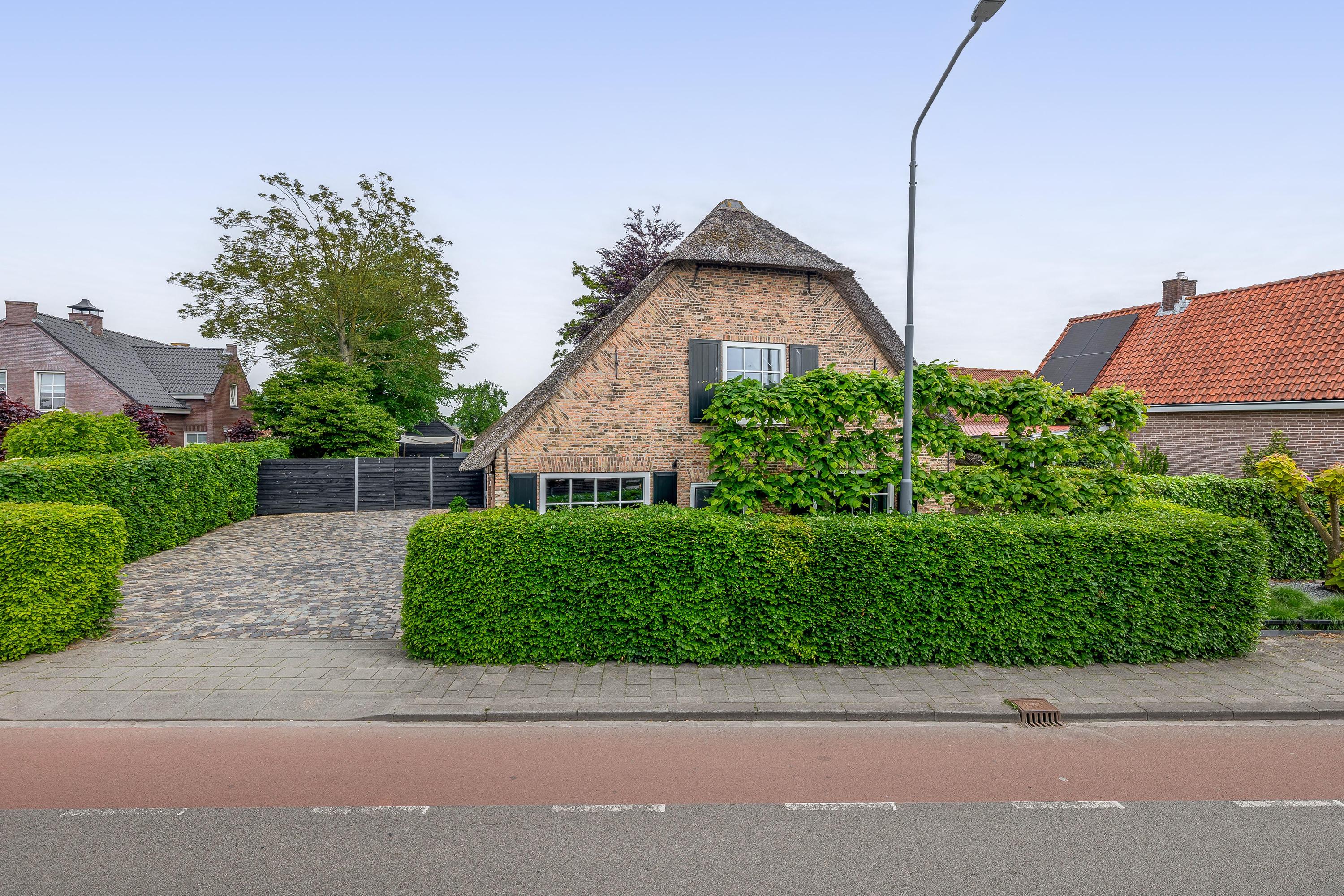 Vrijstaande woning te koop: Raadhuisstraat 32, Sprang-Capelle