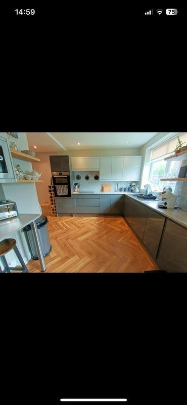 Room Cherry Lane in Trafford